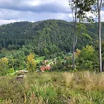Dom W Gorach Sowich Niedzwiedzia Gawra, Hébergement de vacances Michalkowa