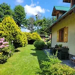 Dom W Gorach Sowich Niedzwiedzia Gawra, Michalkowa