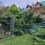 Dom W Gorach Sowich Niedzwiedzia Gawra,