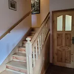 Hébergement de vacances Dom W Gorach Sowich Niedzwiedzia Gawra, *