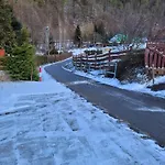 Dom W Gorach Sowich Niedzwiedzia Gawra, Michalkowa