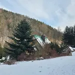 Hébergement de vacances Dom W Gorach Sowich Niedzwiedzia Gawra, *