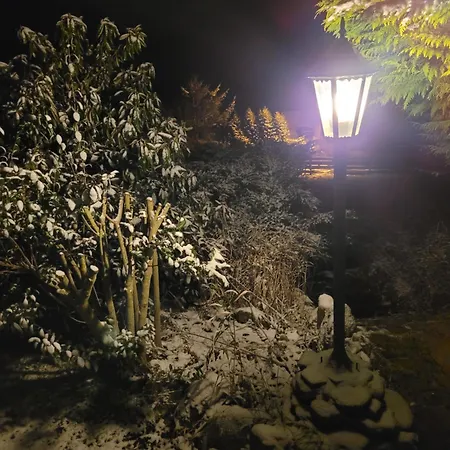 Dom W Gorach Sowich Niedzwiedzia Gawra, * Michalkowa