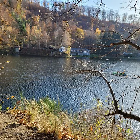 Dom W Górach Sowich Niedźwiedzia Gawra, Michałkowa Casa de Férias *