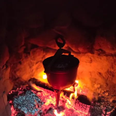 Dom W Górach Sowich Niedźwiedzia Gawra, Michałkowa * Michalkowa