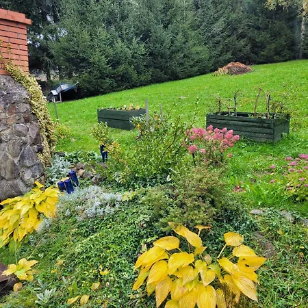 Dom W Górach Sowich Niedźwiedzia Gawra, Michałkowa *