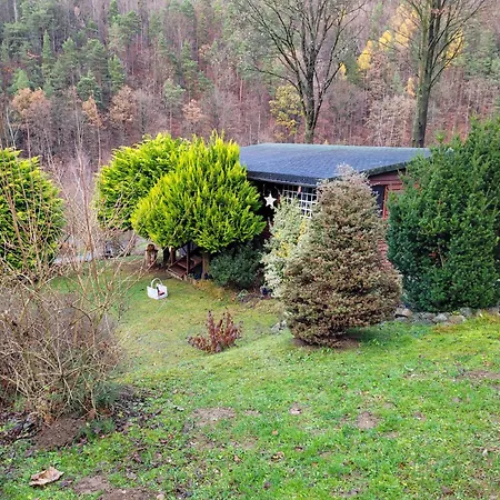 Dom W Gorach Sowich Niedzwiedzia Gawra, Nyaraló Michalkowa