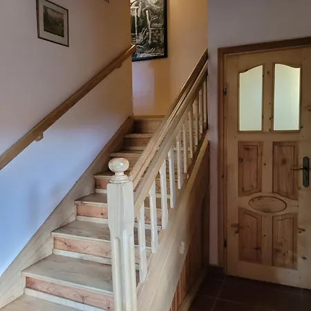 Vakantiehuis Dom W Gorach Sowich Niedzwiedzia Gawra, *