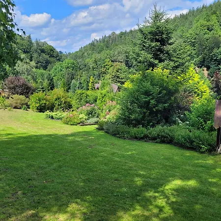 Dom W Górach Sowich Niedźwiedzia Gawra, Michałkowa *