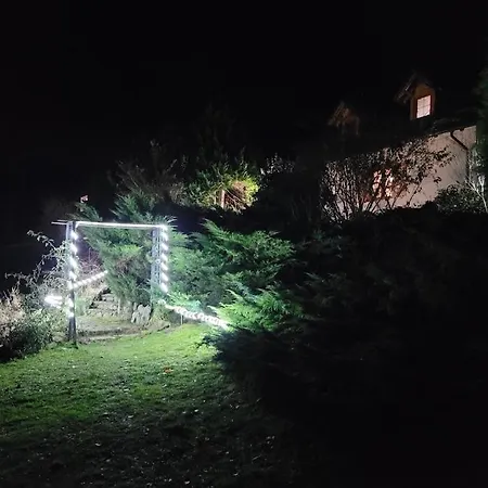 Vakantiehuis Dom W Gorach Sowich Niedzwiedzia Gawra, Michalkowa