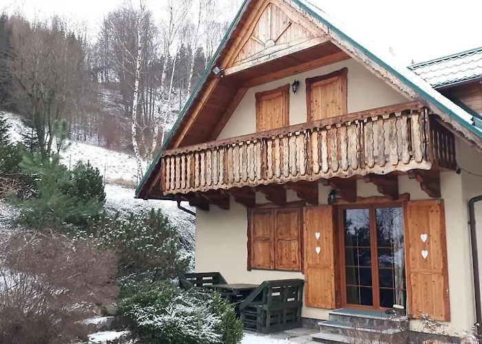 Dom W Gorach Sowich Niedzwiedzia Gawra, Prázdninový dům Michalkowa