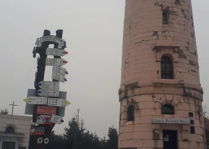 Dom W Gorach Sowich Niedzwiedzia Gawra, Prázdninový dům Michalkowa