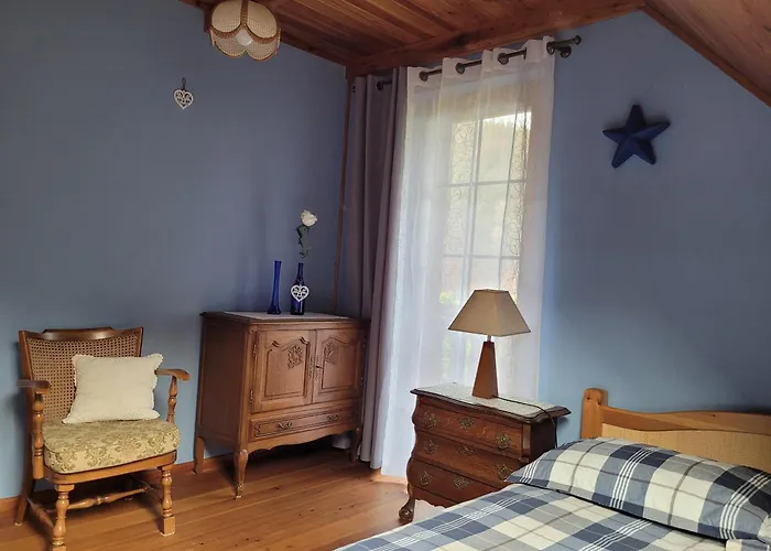 Dom W Gorach Sowich Niedzwiedzia Gawra, Prázdninový dům *